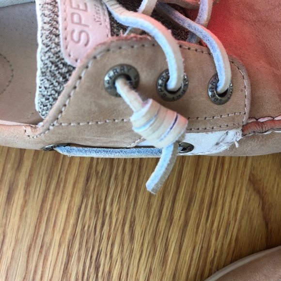Sperry’s - Picture 2 of 4